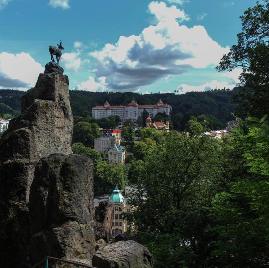 Vila Nejdek - Erzgebirge Aparthotel Esterno foto